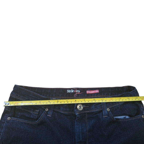 EUC Style & Co Straight Leg Dark Rinse Jeans Size 10 Cotton Polyester Spandex - Picture 3 of 11